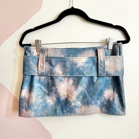 SOLD OUT DONT BUY - Picture 2 of 5